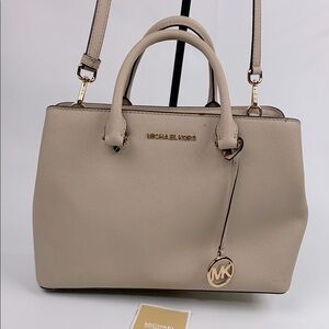 Michael Kors MK Tan Gold Leather Handbag satchel purse Crossbody Lined Pockets